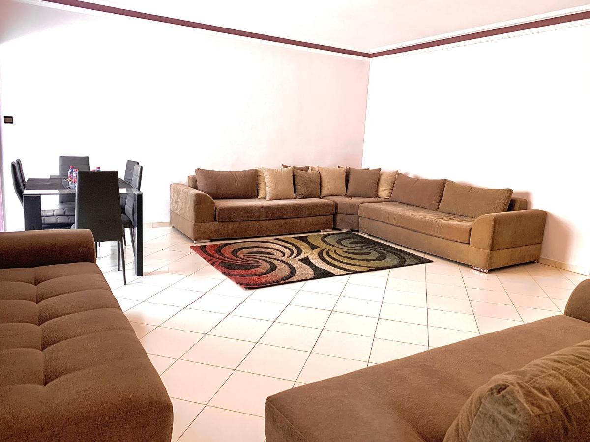 Anfa 28 - 2 Bedrooms - Well Located Apartment - Large And Pleasant Казабланка Екстериор снимка