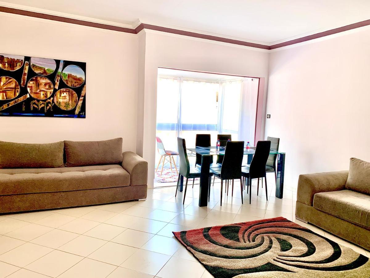 Anfa 28 - 2 Bedrooms - Well Located Apartment - Large And Pleasant Казабланка Екстериор снимка